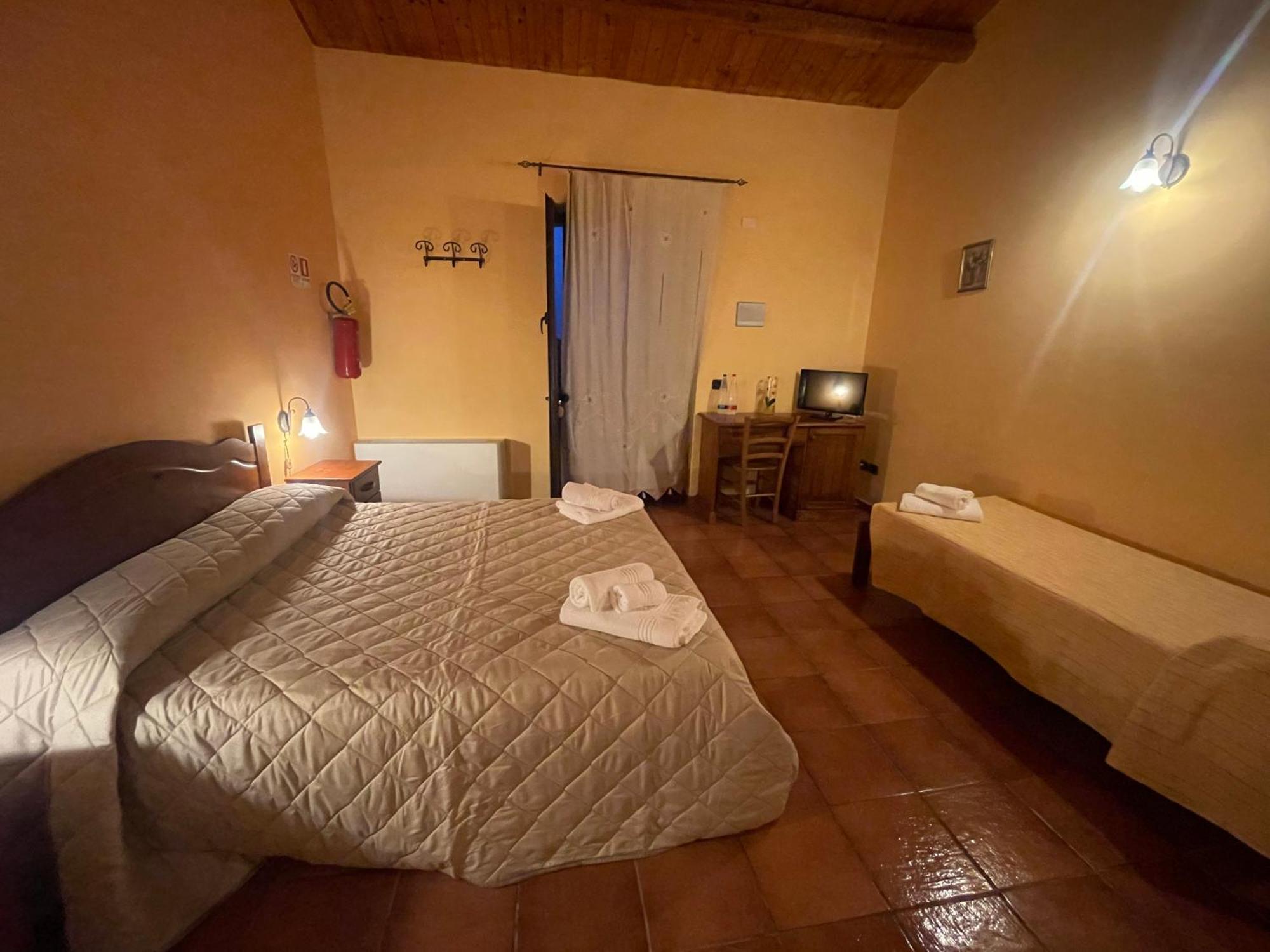 Russa Belladonna Agroturismo Caltagirone
